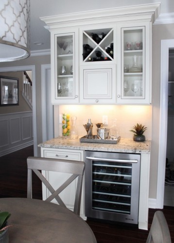 Residential kitchen- dry bar
Amherst, NY